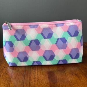 Clinique Cosmetic Bag With Hexagons